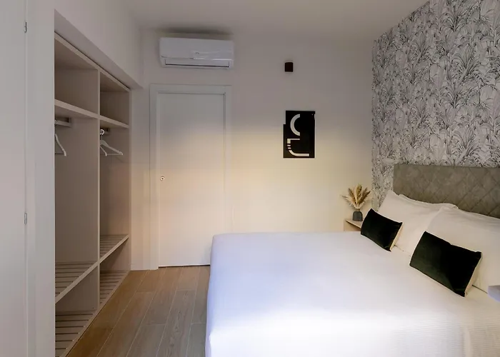 Aiello - Citylife Aparthotel 4*